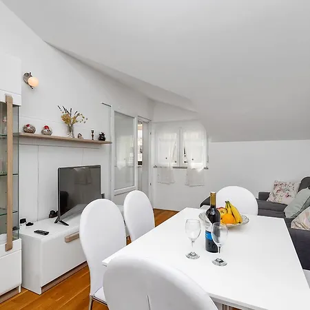 Apartment Central City 公寓 马卡尔斯卡
